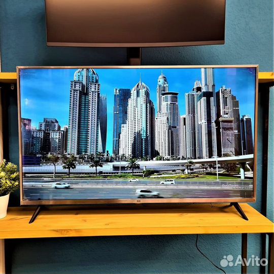 Продам телевизор Xiaomi Mi TV 4S 43 (108 см)