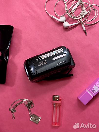 Винтажная y2k цифровая видеокамера в стиле VHS