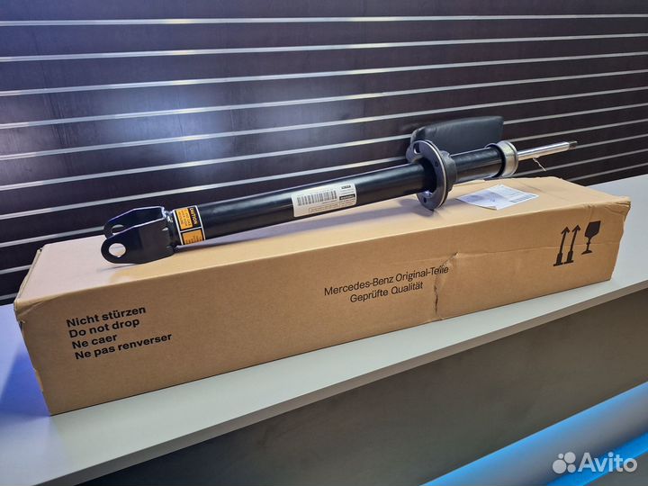 Передний амортизатор Мерседес W213