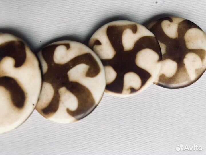 Бусы Франция дерево пластик