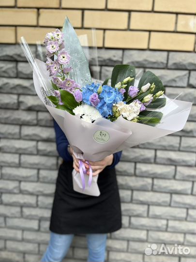 Букет с гортензией