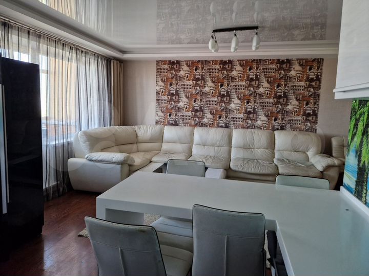 3-к. квартира, 70,8 м², 9/10 эт.