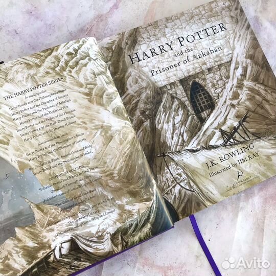 Книга Harry Potter and the Prisoner of Azkaban