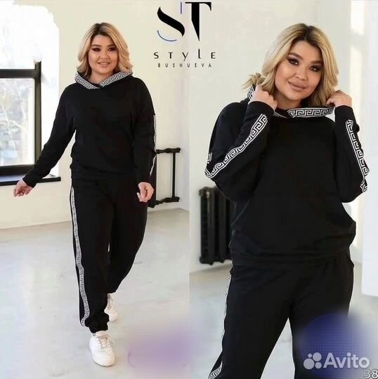 Костюм спортивный