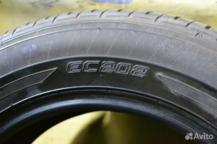 Dunlop Enasave EC202 215/60 R16