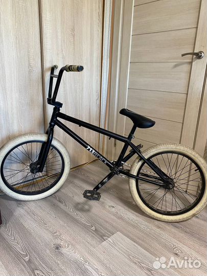 BMX Трюковой велосипед 713bikes black + Пеги