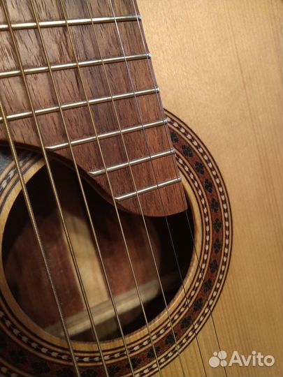 Семиструнная гитара 