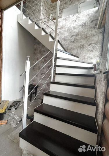 Перила деревянные с установкой