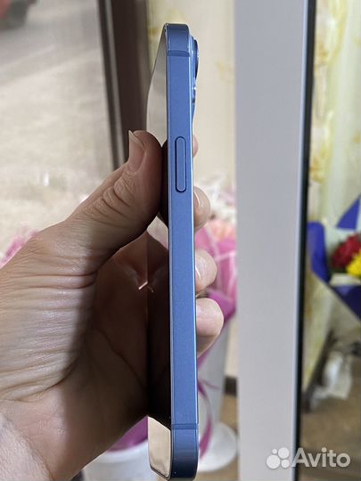 Телефон iPhone