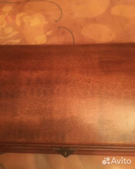 Сундук деревянный