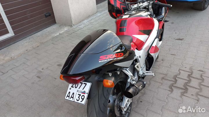 Suzuki gsxr 750