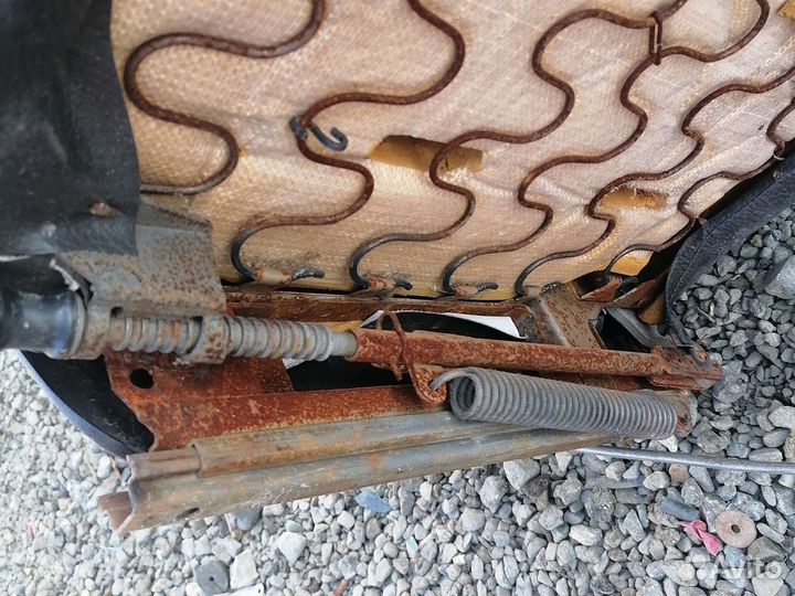 Сиденье водительское ваз 2104