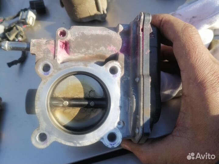 Дроссельная заслонка Toyota Corolla E150 2006-2013