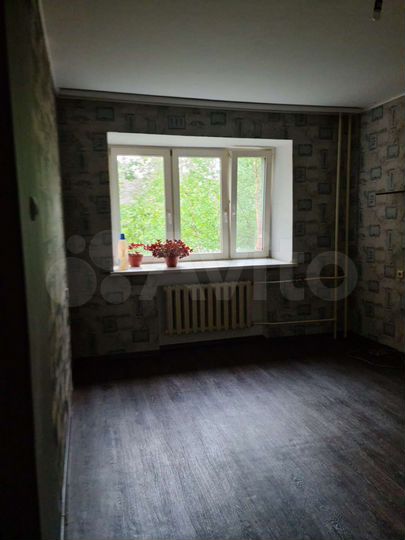 2-к. квартира, 54 м², 1/3 эт.