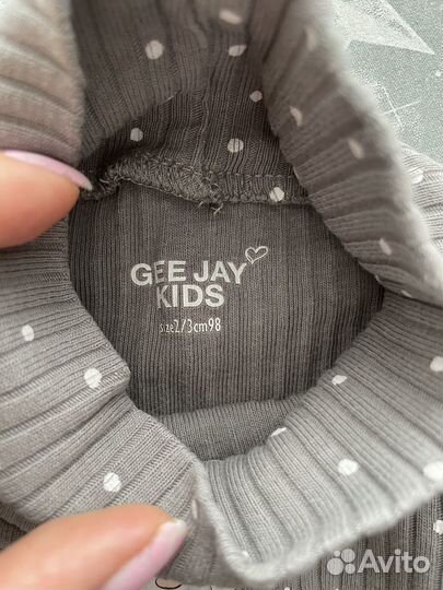 Водолазка для девочки 98р
