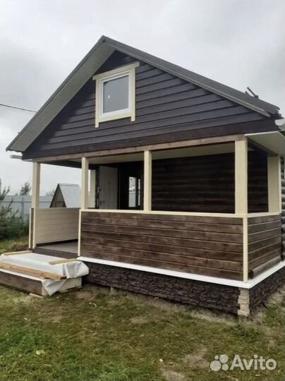 Бригада строителей