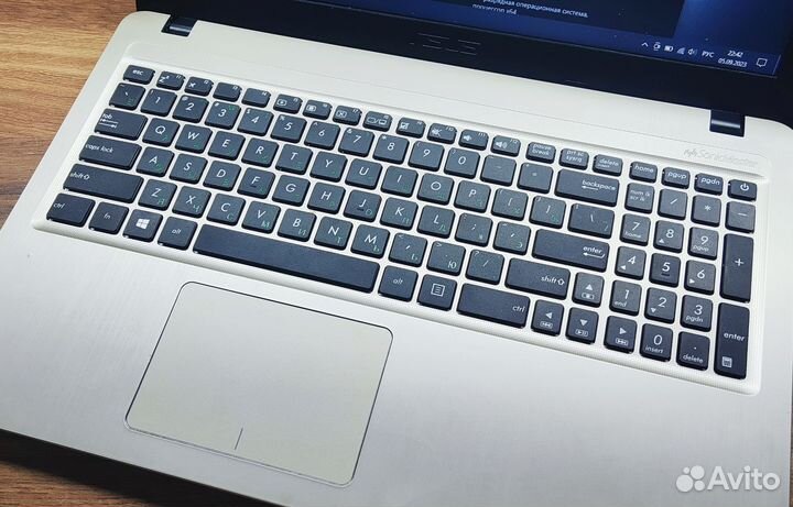 Ноутбук asus R540M