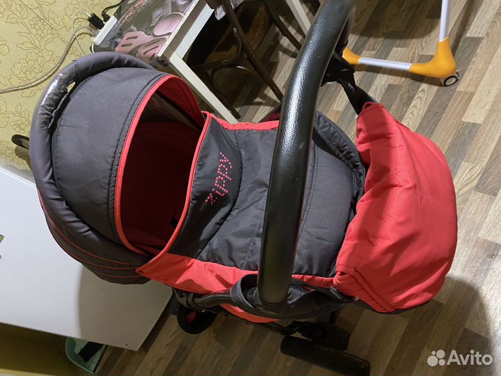 Коляска zippy 2 в 1