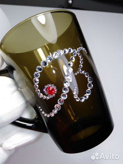 Кружка со стразами