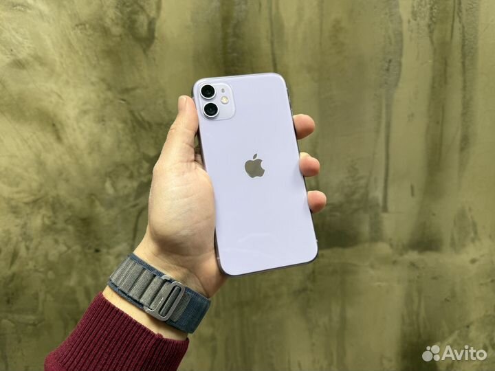 iPhone 11, 64 ГБ