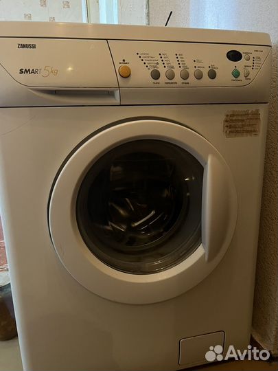 Стиральная машина Zanussi ZWD586