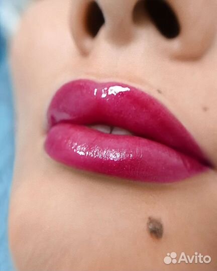 Перманентный макияж бровей и губ