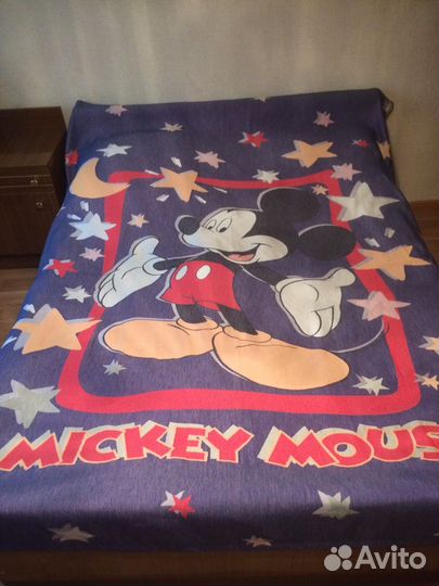 Покрывало на большую кровать Микки Мауса