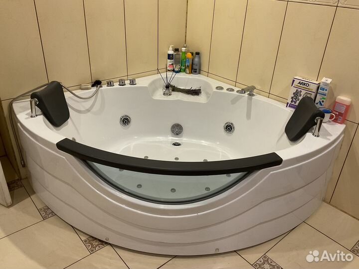 Ванна джакузи бу