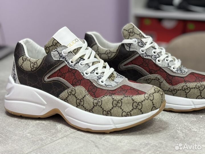 Кроссовки мужские