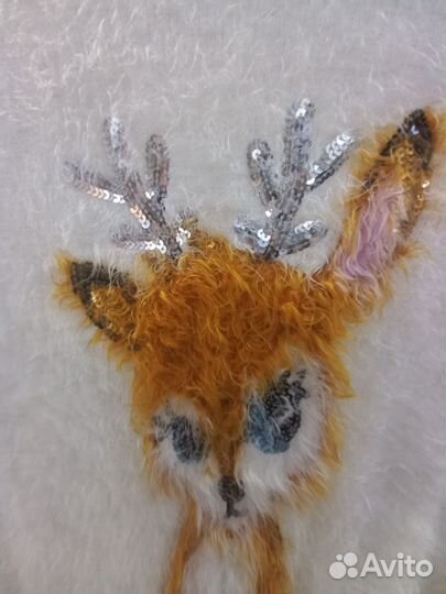 Свитер женский