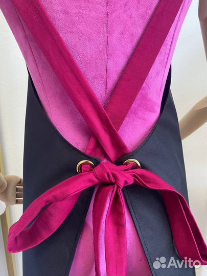 Фартук с вышивкой florist