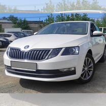 Skoda Octavia 1.5 AT, 2023, 13 667 км, с пробегом, цена 2 140 000 руб.