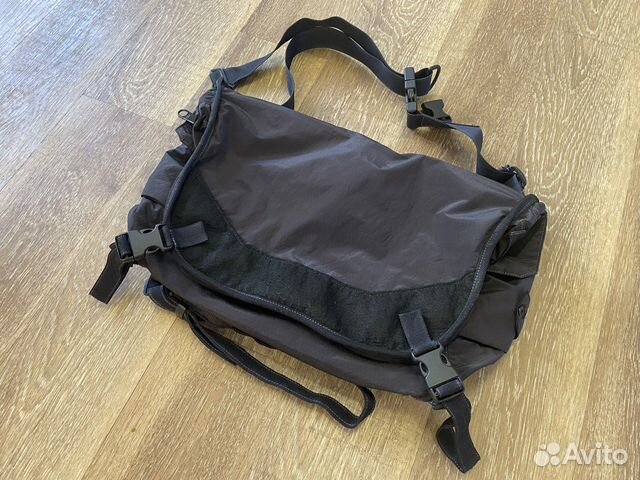 貴重　ストーンアイランド　シャドウプロジェクト　メッセンジャーバッグ 貴重 ストーンアイランド シャドウプロジェクト メッセンジャーバッグ