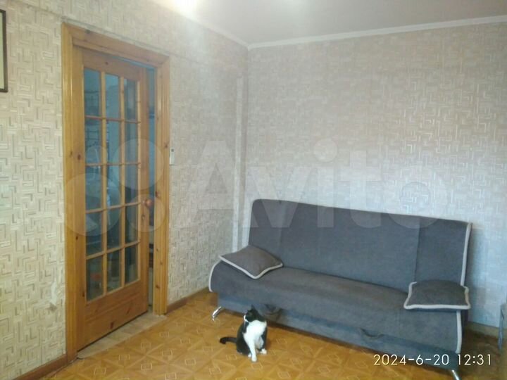 2-к. квартира, 42 м², 3/5 эт.