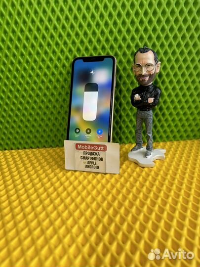 iPhone Xr, 128 ГБ