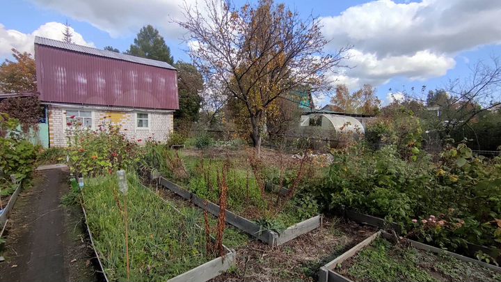 Дача 32 м² на участке 10 сот.