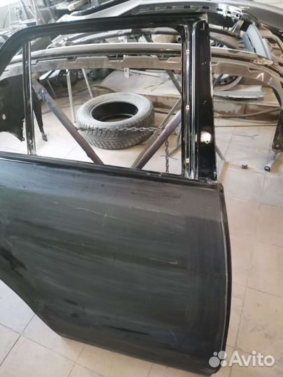 Mercedes W166 ML GLE дверь задняя правая