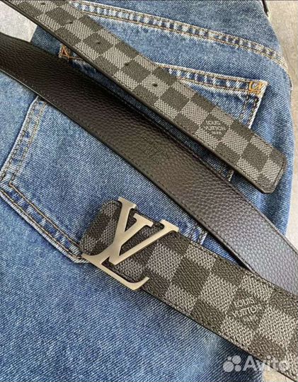 Серый ремень Луи Виттон