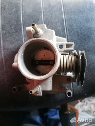 Дроссельная заслонка ваз
