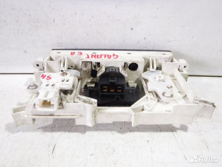 Блок управления отопителем Mitsubishi Galant EA