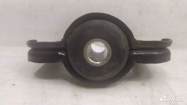 Кронштейн Лада Гранта 2011