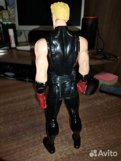 Фигурка героя из Мстителей