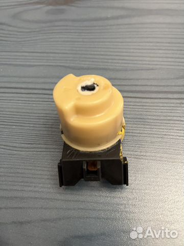 Группа контактная замка зажигания Mitsubishi