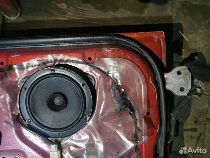 Subaru impreza дверь