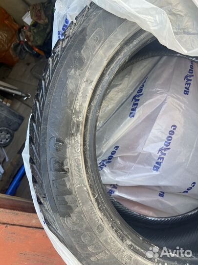 Yokohama Ice Guard Stud IG55 225/55 R17