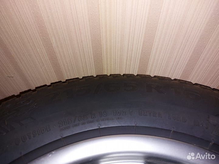 Continental IceContact 2 215/65 R16 102T