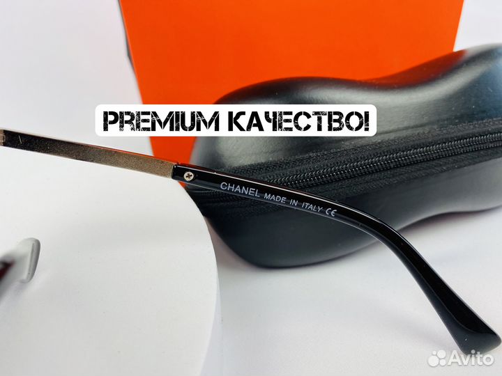 Солнцезащитные очки Chanel