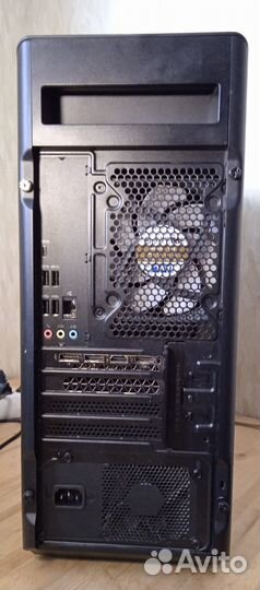 Игровой компьютер Lenovo Legion T5 28IMB05