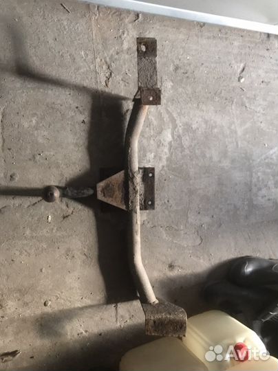 Фаркоп на ваз 2110