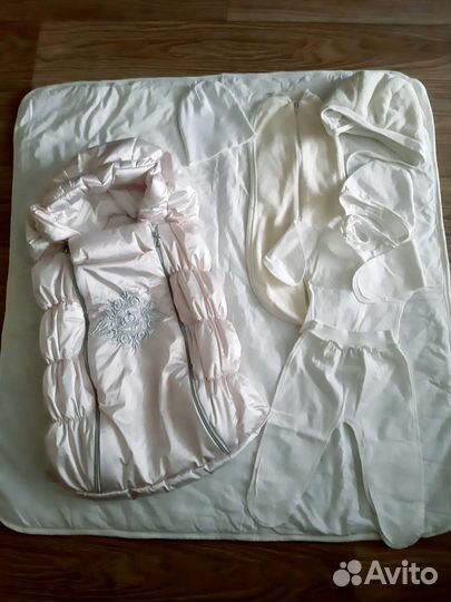 Комплект на выписку для девочки